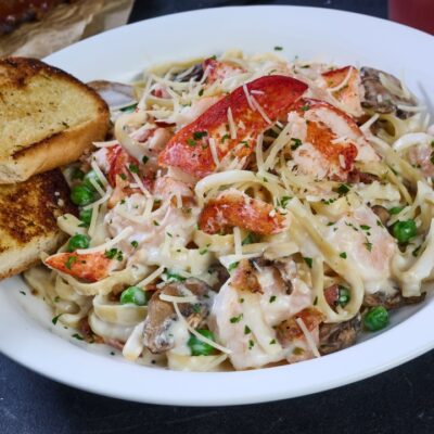 Creamy Lobster & Shrimp Carbonara